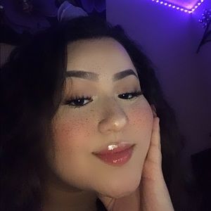 Meet your Posher, Marianna